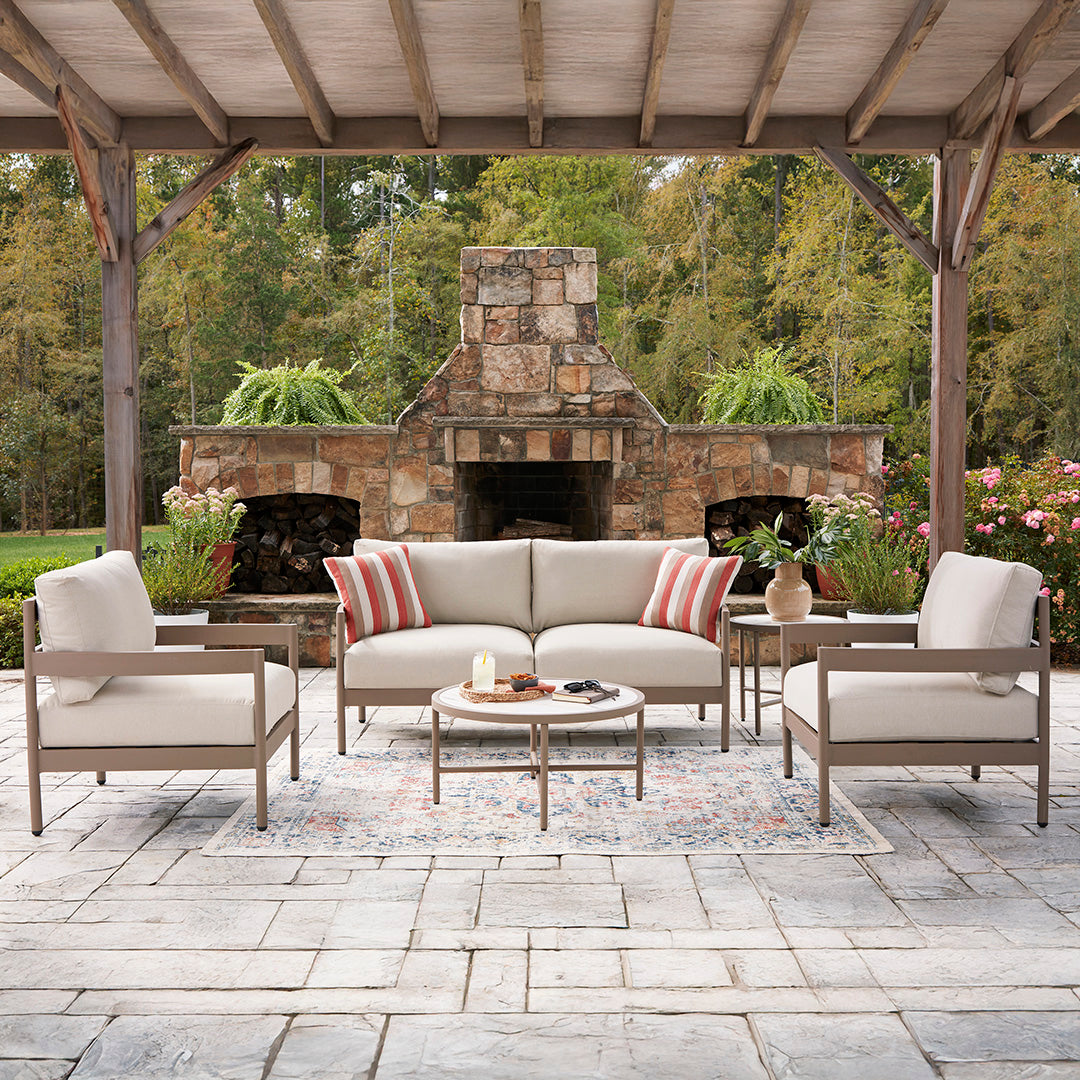 Big Creek Cove Outdoor Set
