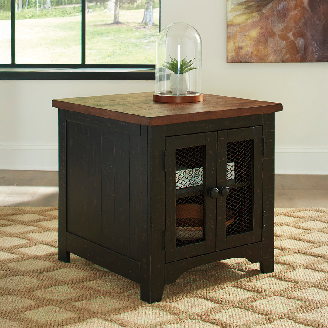 Valebeck End Table