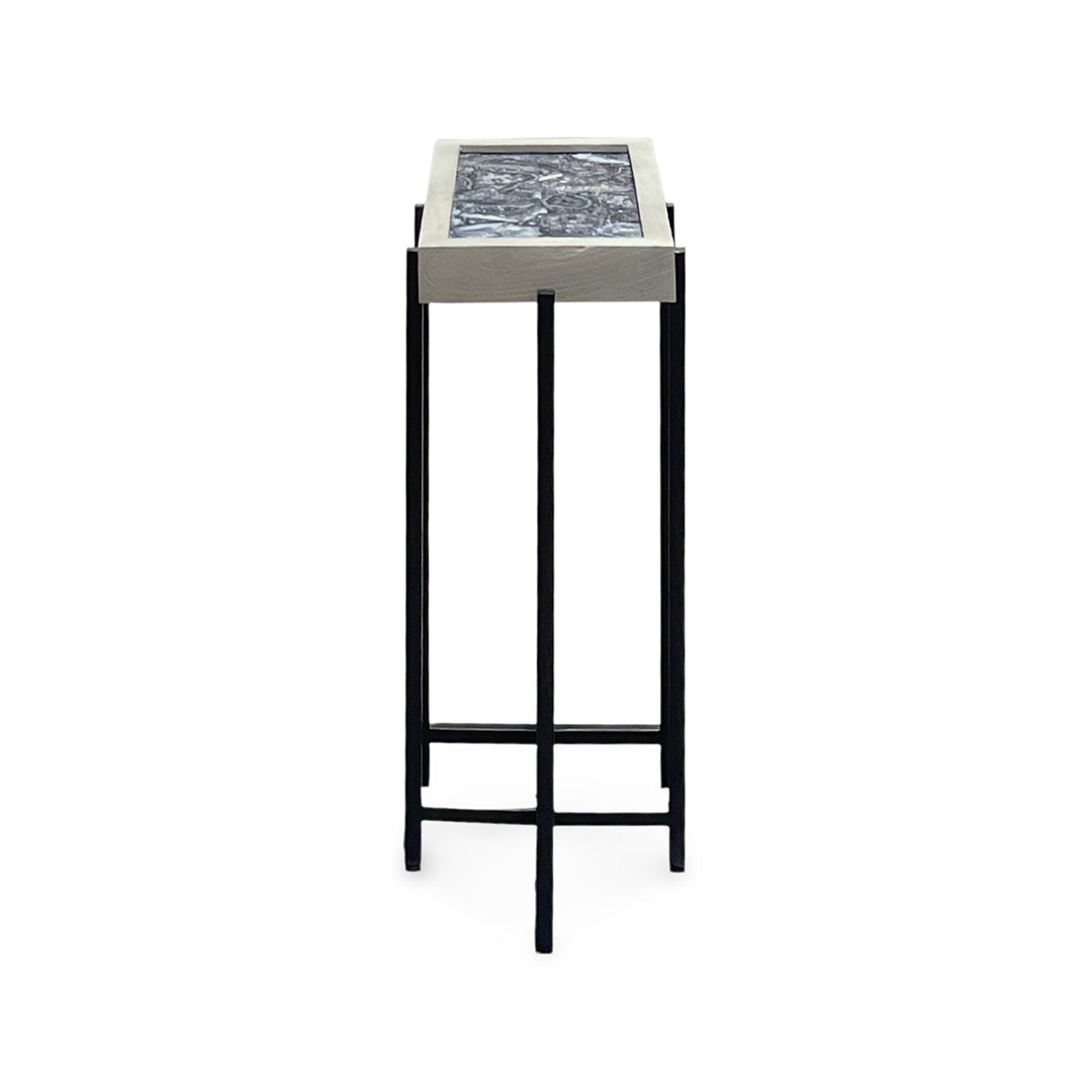Viewpoint Accent Table