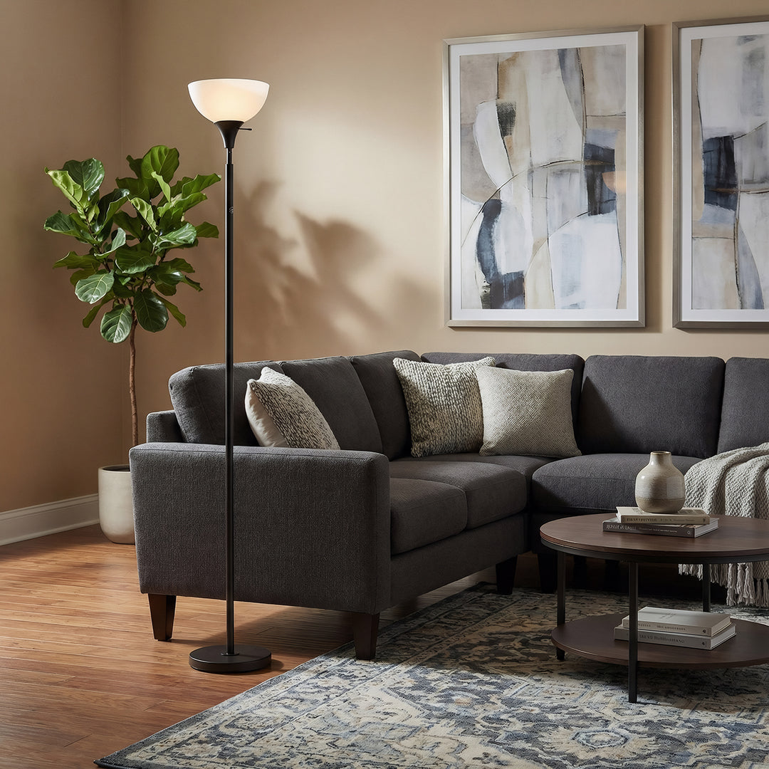 Wren Floor Lamp