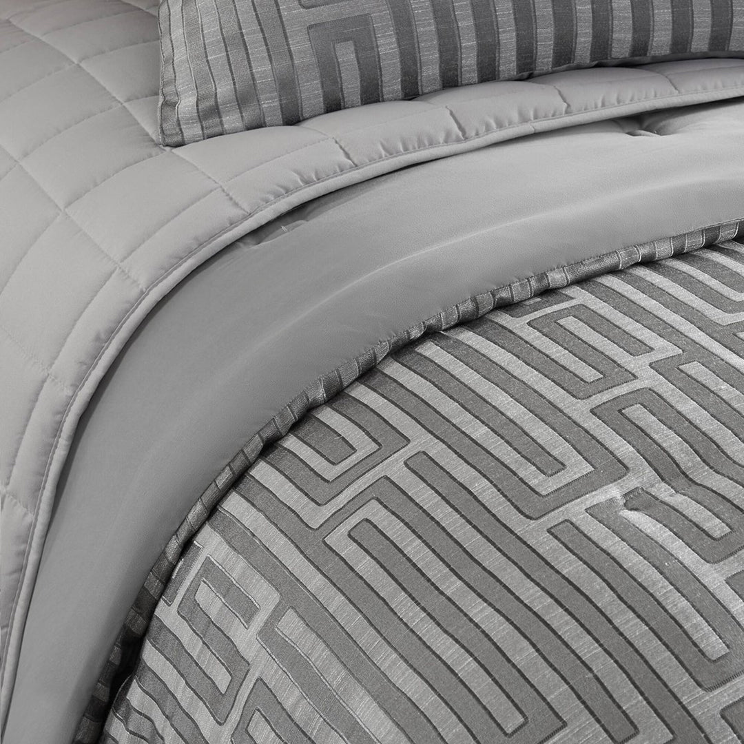 Royce Comforter Set