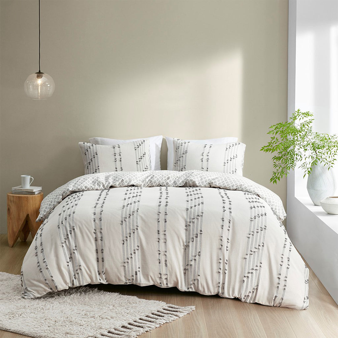 Kara Comforter Set
