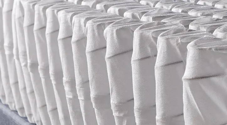 Pocket coil mattress springs wrapped in individual fabric for increased airflow