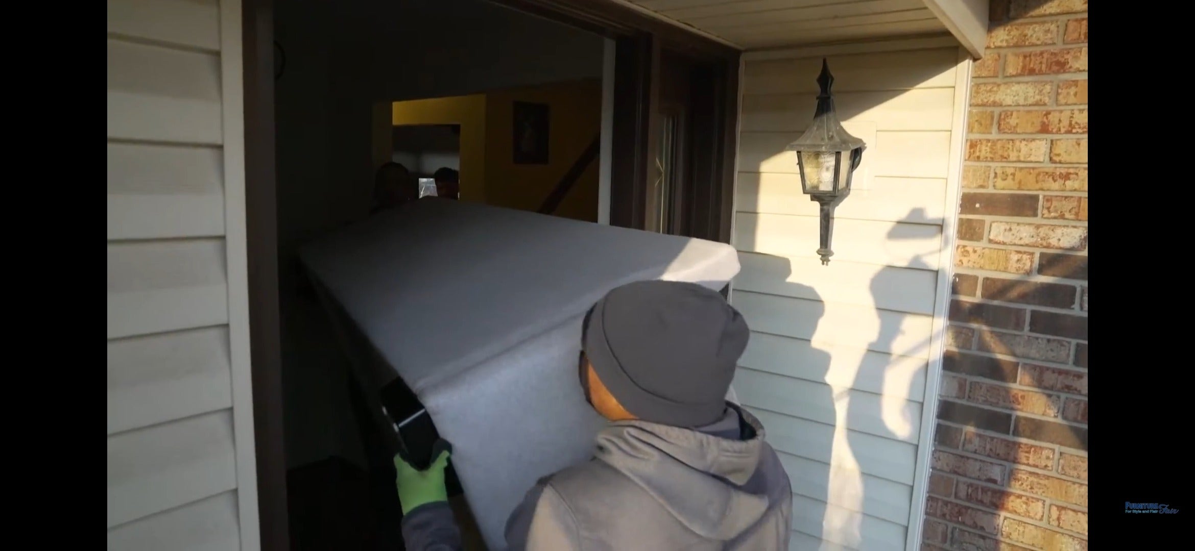 Furniture delivery and setup service