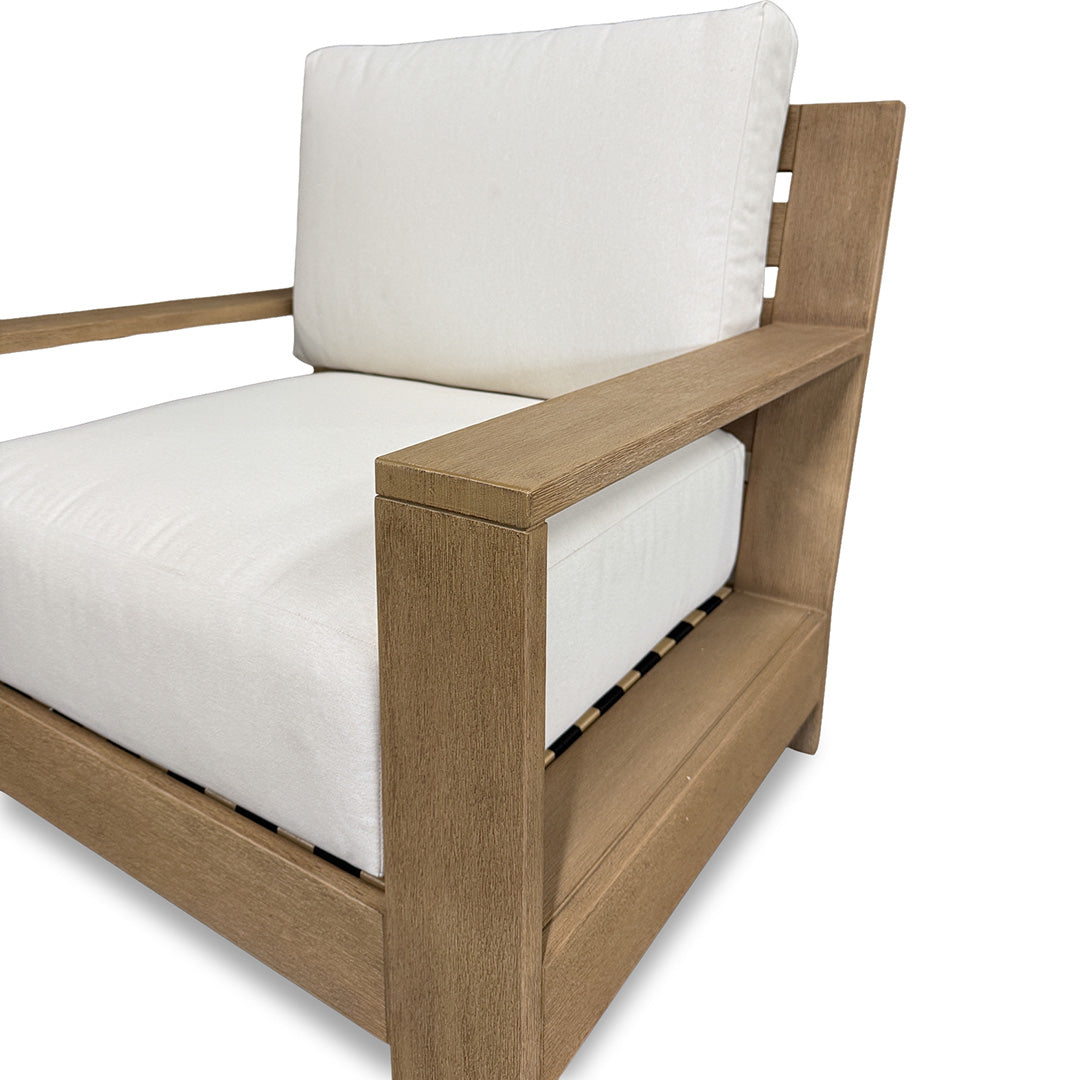 Huntington Outdoor Set