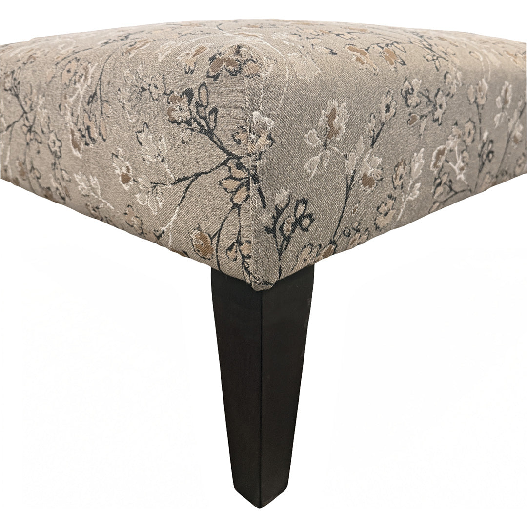 Square Ottoman from Best Home Furnishings in Polyester, Made in USA - Detail view
